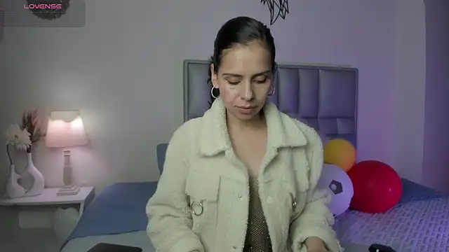 Snapshot of Bianca_Vibe chatting on 07/08/26, 02:32 Bianca Vibe online show from 07/08/26, 02:32