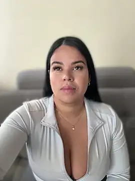 AliceStarshine online show from 04/08/26, 12:38