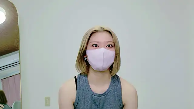 Snapshot of reona_love chatting on 07/10/26, 03:22 reona love online show from 07/10/26, 03:22