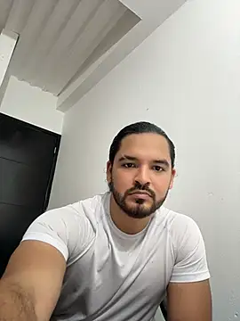 Snapshot of Efren_Fernandez chatting on 07/07/26, 01:19 Efren Fernandez online show from 07/07/26, 01:19