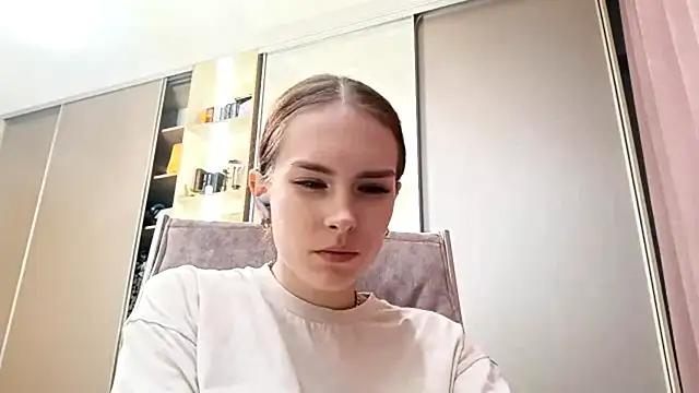 Snapshot of BrawAlly chatting on 07/05/26, 12:45 BrawAlly online show from 07/05/26, 12:45