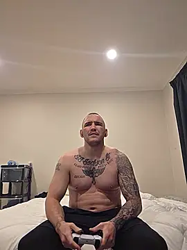 cougarsonlyplz online show from 07/06/26, 08:55