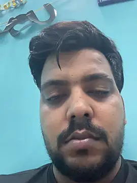 Snapshot of Subham2xx chatting on 07/08/26, 01:54 Subham2xx online show from 07/08/26, 01:54