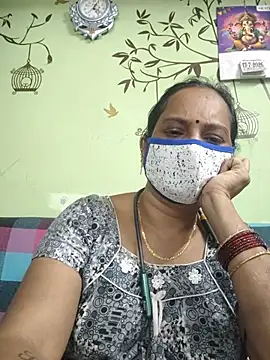 Snapshot of amudha143 chatting on 07/14/26, 10:21 amudha143 online show from 07/14/26, 10:21
