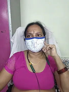 Snapshot of amudha143 chatting on 07/14/26, 10:26 amudha143 online show from 07/14/26, 10:26
