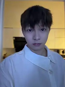 Snapshot of ovo_uu chatting on 07/10/26, 01:03 ovo uu online show from 07/10/26, 01:03