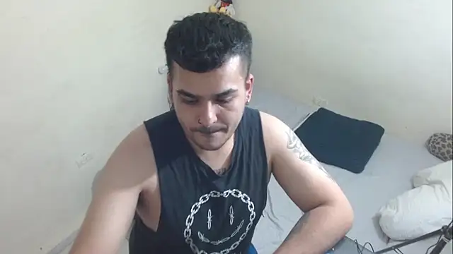LatinBearX online show from 07/08/26, 11:31