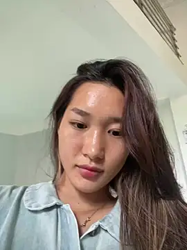 SweetLily- online show from 07/13/26, 06:38