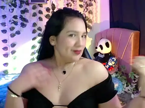 Snapshot of IVYGRETA chatting on 07/17/26, 04:41 IVYGRETA online show from 07/17/26, 04:41