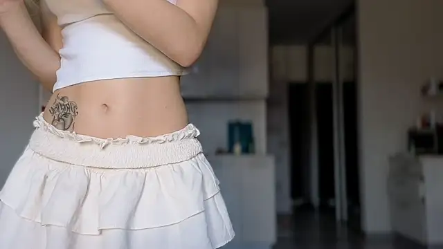 Luna mp4 online show from 07/15/26, 08:41