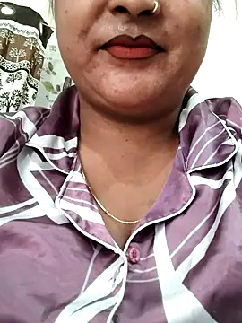 Snapshot of cute_bhabi69 chatting on 07/13/26, 03:42 cute bhabi69 online show from 07/13/26, 03:42