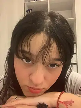 ruemi rose online show from 07/15/26, 03:23