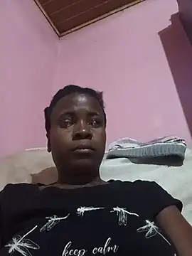 Snapshot of cutedivah chatting on 07/11/26, 06:32 cutedivah online show from 07/11/26, 06:32