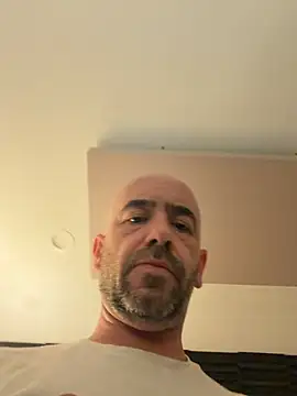 Snapshot of Vito2756 chatting on 07/21/26, 06:38 Vito2756 online show from 07/21/26, 06:38