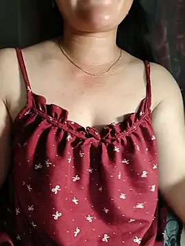 Snapshot of Nganquynh_2k2 chatting on 07/13/26, 03:26 Nganquynh 2k2 online show from 07/13/26, 03:26