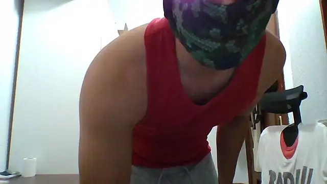 Snapshot of AlexTheFox chatting on 07/14/26, 09:36 AlexTheFox online show from 07/14/26, 09:36