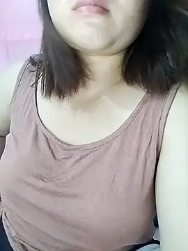 Snapshot of LH-7 chatting on 07/14/26, 02:01 LH-7 online show from 07/14/26, 02:01