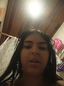 Snapshot of amarantha222 chatting on 07/18/26, 10:35 amarantha222 online show from 07/18/26, 10:35