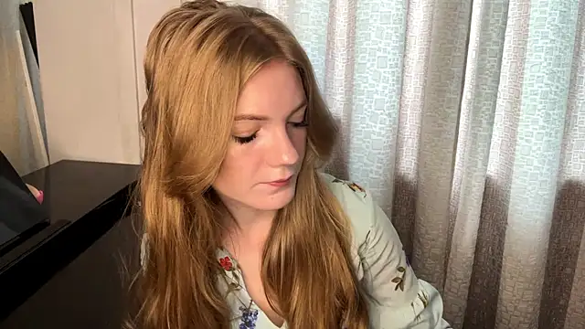 Snapshot of MargariteGibes chatting on 07/20/26, 12:47 MargariteGibes online show from 07/20/26, 12:47