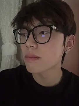 Snapshot of Ethan_64724 chatting on 07/15/26, 11:59 Ethan 64724 online show from 07/15/26, 11:59