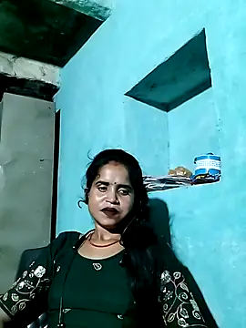 Simran Love143 online show from 07/20/26, 05:48