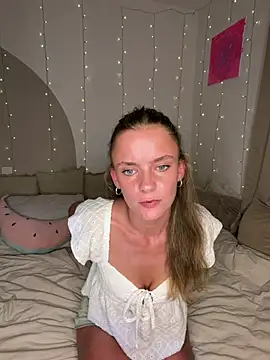 Stella Rosee online show from 07/17/26, 06:35