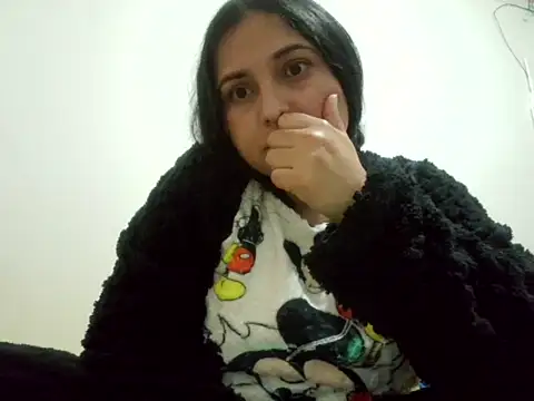 Snapshot of abril9393 chatting on 07/19/26, 12:47 abril9393 online show from 07/19/26, 12:47