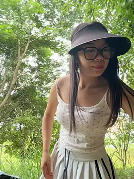Snapshot of caihong_03 chatting on 07/17/26, 08:10 caihong 03 online show from 07/17/26, 08:10
