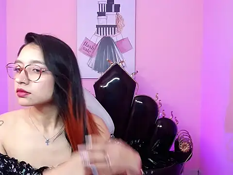 Nahomi xxx online show from 07/17/26, 04:19