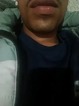 Snapshot of gostoso_morenin chatting on 07/20/26, 02:26 gostoso morenin online show from 07/20/26, 02:26