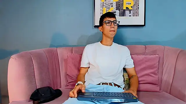 Keny Romero online show from 07/22/26, 03:37
