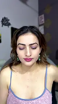 Snapshot of oopsiechoudhary chatting on 07/23/26, 05:00 oopsiechoudhary online show from 07/23/26, 05:00