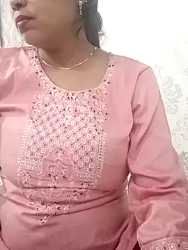 Snapshot of charu_cam chatting on 07/21/26, 02:58 charu cam online show from 07/21/26, 02:58