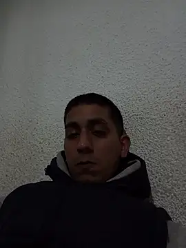 Snapshot of Biggboy10 chatting on 07/21/26, 02:47 Biggboy10 online show from 07/21/26, 02:47