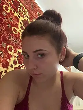 Snapshot of Maria5588 chatting on 07/26/26, 04:58 Maria5588 online show from 07/26/26, 04:58