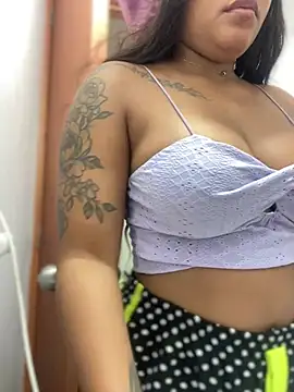 riri brunnete online show from 02/22/25, 12:51