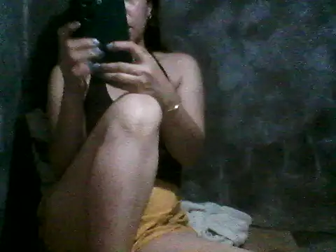Snapshot of maureen0 chatting on 07/23/26, 02:26 maureen0 online show from 07/23/26, 02:26