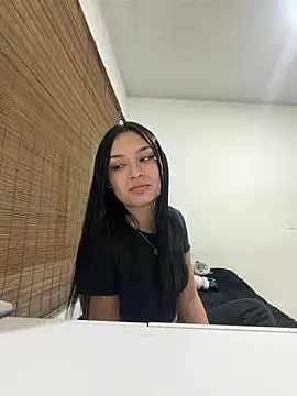 Snapshot of Isa-Gomezz chatting on 07/24/26, 02:31 Isa-Gomezz online show from 07/24/26, 02:31