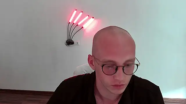 Snapshot of Alexxx_Diesel chatting on 07/23/26, 06:22 Alexxx Diesel online show from 07/23/26, 06:22