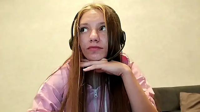 Snapshot of BethannStonefield chatting on 07/30/26, 10:20 BethannStonefield online show from 07/30/26, 10:20