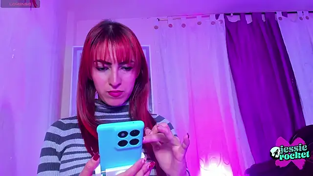 jessierocketx online show from 10/16/25, 03:35