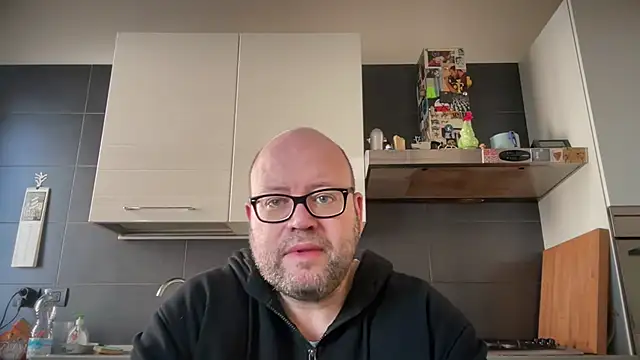 Snapshot of theitalianbear chatting on 12/07/24, 11:51 theitalianbear online show from 12/07/24, 11:51