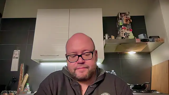 Snapshot of theitalianbear chatting on 01/02/25, 08:24 theitalianbear online show from 01/02/25, 08:24