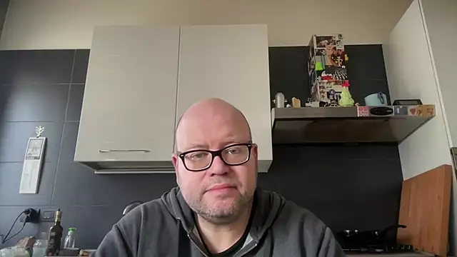 Snapshot of theitalianbear chatting on 01/17/25, 01:35 theitalianbear online show from 01/17/25, 01:35