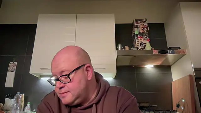 Snapshot of theitalianbear chatting on 03/13/25, 03:54 theitalianbear online show from 03/13/25, 03:54