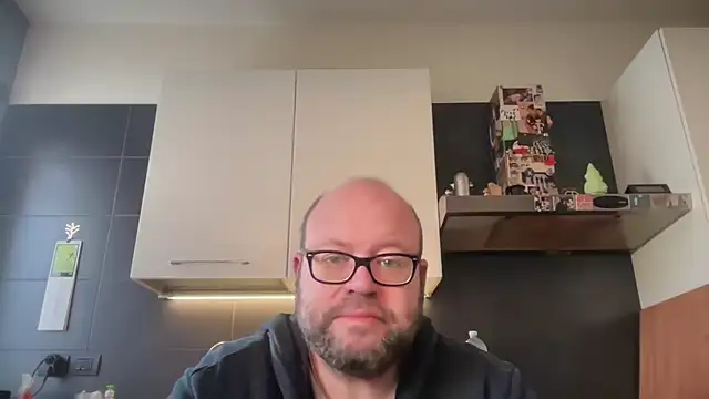 theitalianbear online show from 03/17/26, 06:28