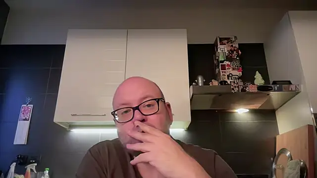 Snapshot of theitalianbear chatting on 05/01/26, 03:55 theitalianbear online show from 05/01/26, 03:55