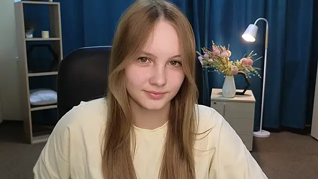 LeighStahl online show from 07/28/26, 03:46
