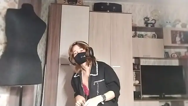 CorneliaWehrle online show from 07/30/26, 04:17