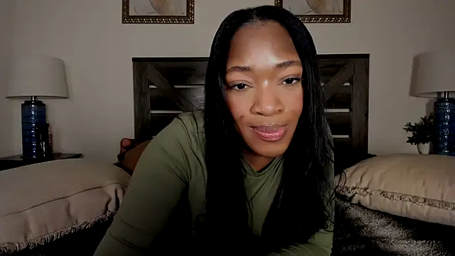 nicolesolace online show from 04/05/26, 02:53